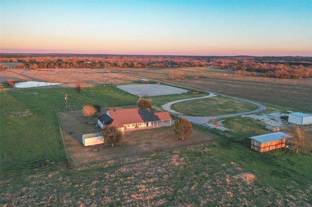 573 Fm 980 Road, Huntsville, TX 77320