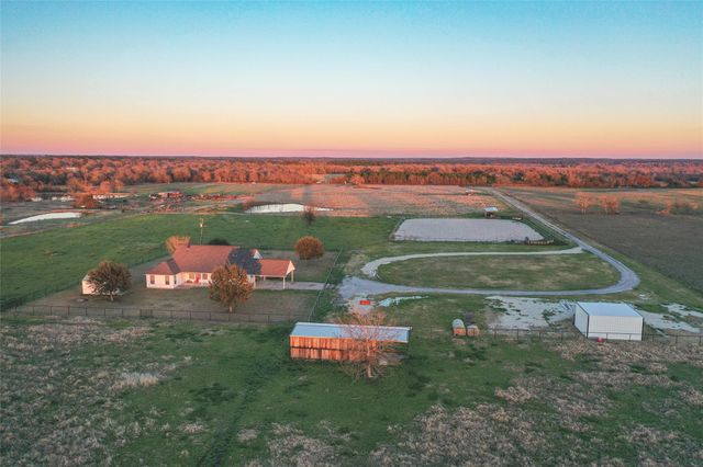 573 Fm 980 Road, Huntsville, TX 77320