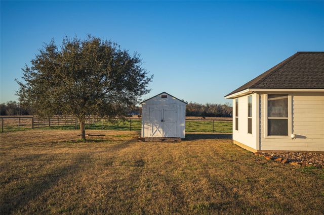 573 Fm 980 Road, Huntsville, TX 77320