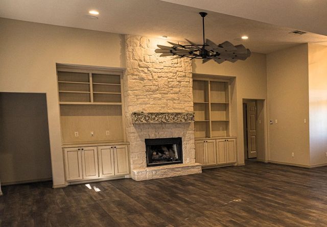 573 Fm 980 Road, Huntsville, TX 77320