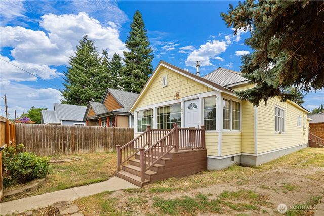 702 Lincoln Avenue, South Cle Elum, WA 98943