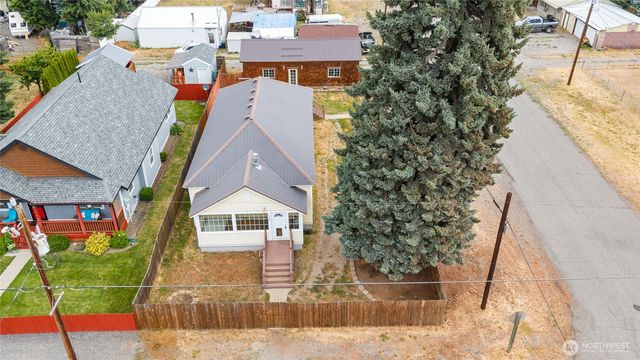 702 Lincoln Avenue, South Cle Elum, WA 98943