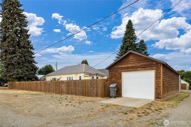 702 Lincoln Avenue, South Cle Elum, WA 98943