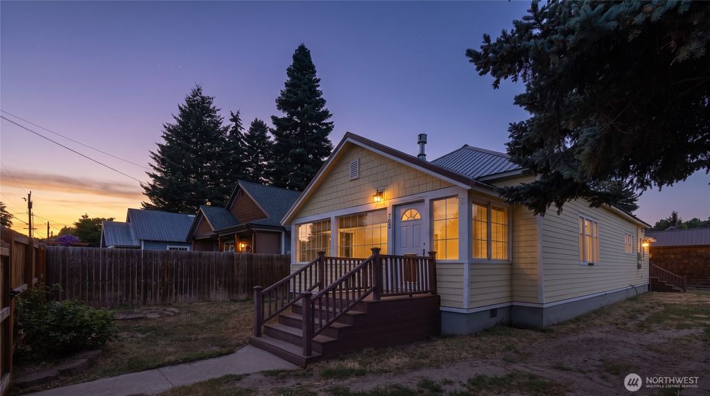 702 Lincoln Avenue, South Cle Elum, WA 98943
