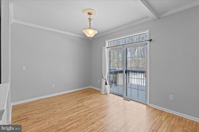 50 FROST LN, East Windsor, NJ 08520