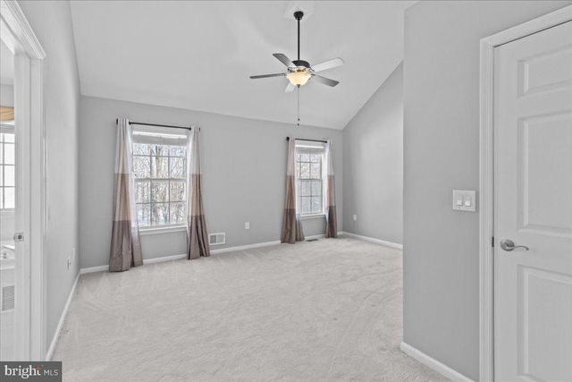 50 FROST LN, East Windsor, NJ 08520