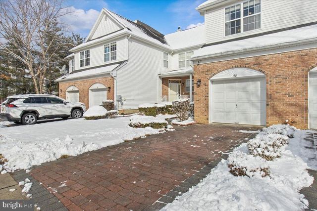 50 FROST LN, East Windsor, NJ 08520