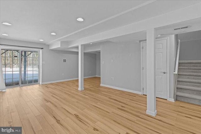 50 FROST LN, East Windsor, NJ 08520