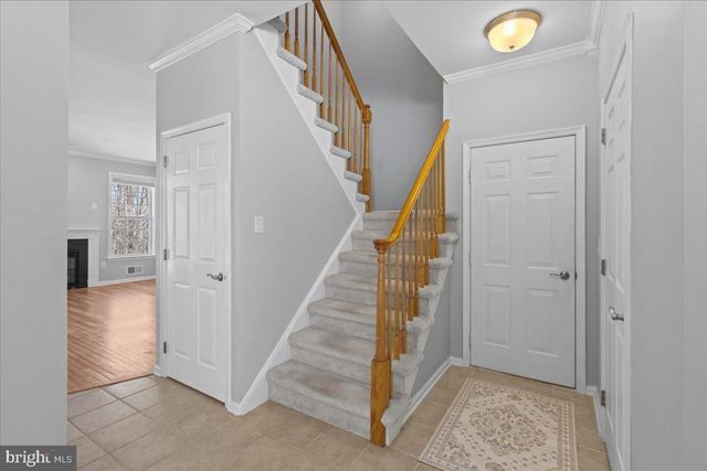 50 FROST LN, East Windsor, NJ 08520