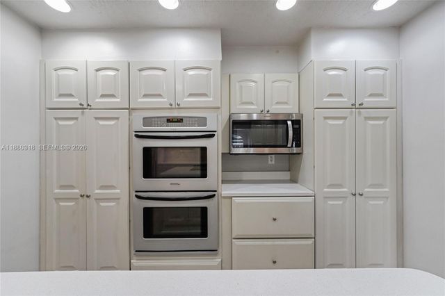 1000 NW 17th Ave, Boca Raton, FL 33486