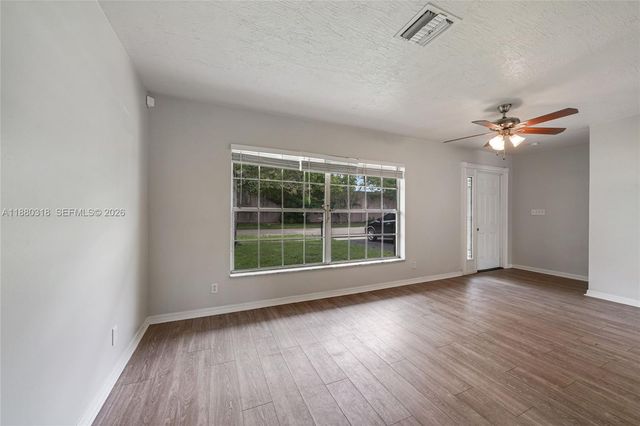 1000 NW 17th Ave, Boca Raton, FL 33486