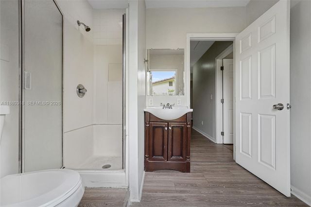 1000 NW 17th Ave, Boca Raton, FL 33486