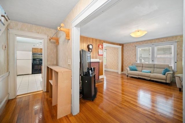 67 Colby Rd, Quincy, MA 02171
