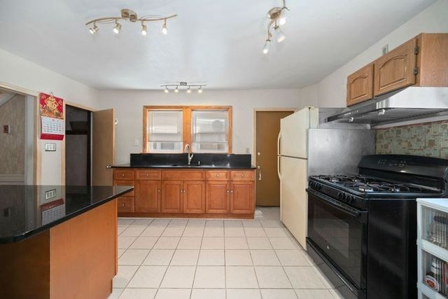 67 Colby Rd, Quincy, MA 02171