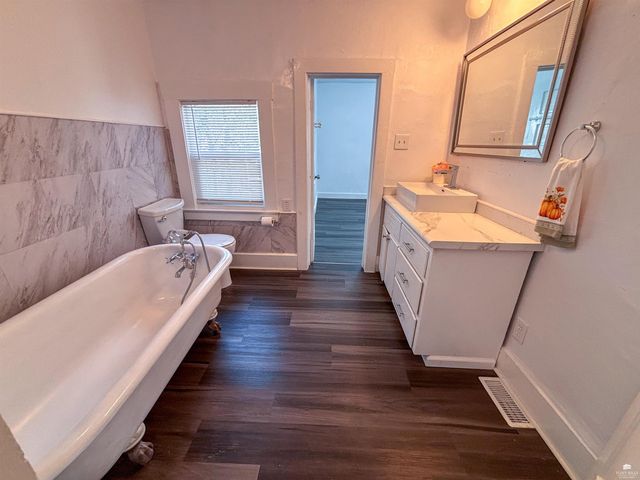 137 W 4th Street, Junction City, KS 66441