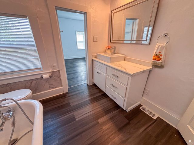 137 W 4th Street, Junction City, KS 66441