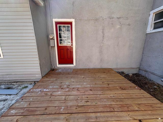 137 W 4th Street, Junction City, KS 66441