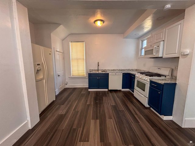 137 W 4th Street, Junction City, KS 66441