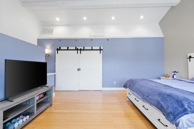 87 Alpine Pl 87, Franklin, MA 02038