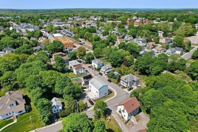87 Alpine Pl 87, Franklin, MA 02038