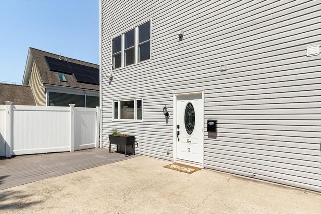 87 Alpine Pl 87, Franklin, MA 02038