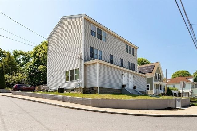 87 Alpine Pl 87, Franklin, MA 02038