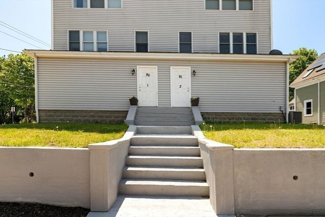 87 Alpine Pl 87, Franklin, MA 02038