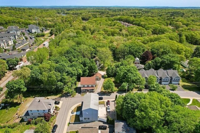 87 Alpine Pl 87, Franklin, MA 02038