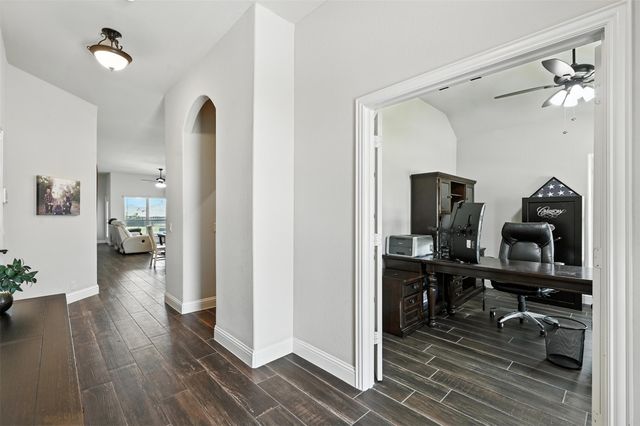 3829 Honey Grove Drive, Midlothian, TX 76065