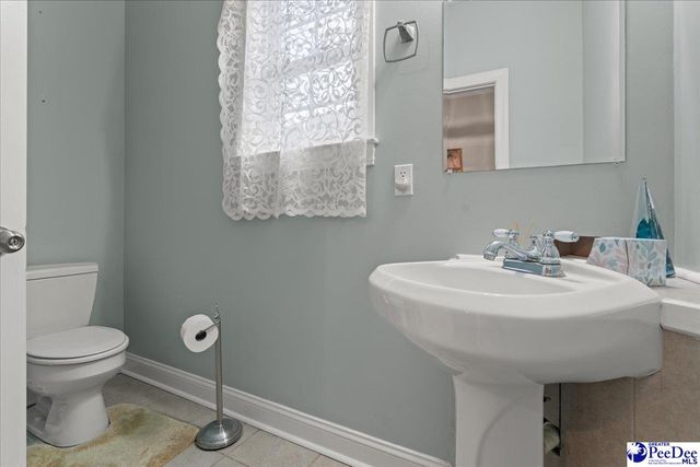 2137 Waverly Woods Drive, Florence, SC 29505