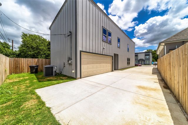 1426 Evans Avenue, Fort Worth, TX 76104