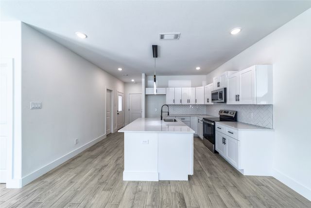 1426 Evans Avenue, Fort Worth, TX 76104