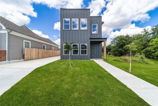 1426 Evans Avenue, Fort Worth, TX 76104