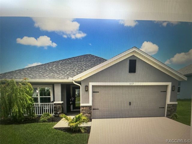657 W Twisted Oaks Drive, Beverly Hills, FL 34465