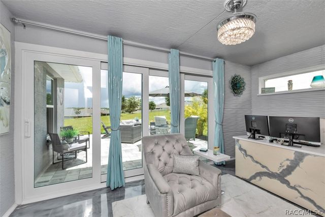 657 W Twisted Oaks Drive, Beverly Hills, FL 34465