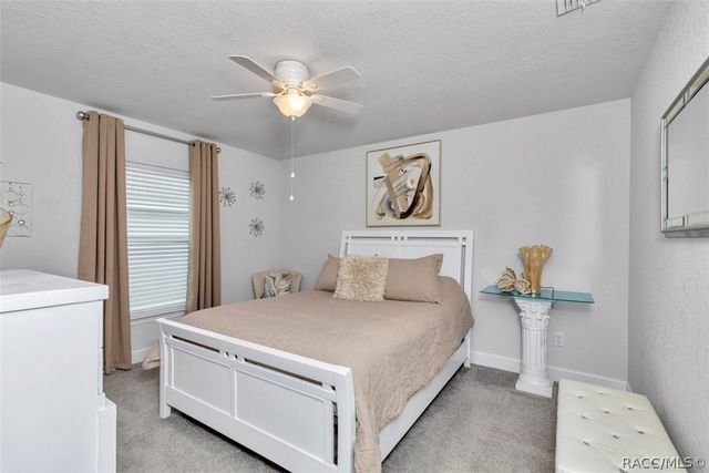 657 W Twisted Oaks Drive, Beverly Hills, FL 34465