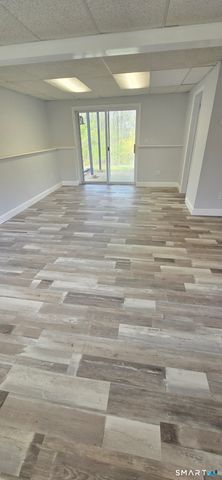 229 Russo Drive, Hamden, CT 06518