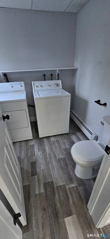 229 Russo Drive, Hamden, CT 06518