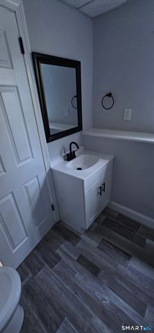 229 Russo Drive, Hamden, CT 06518