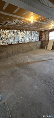 229 Russo Drive, Hamden, CT 06518