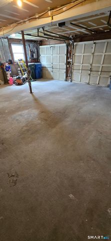 229 Russo Drive, Hamden, CT 06518