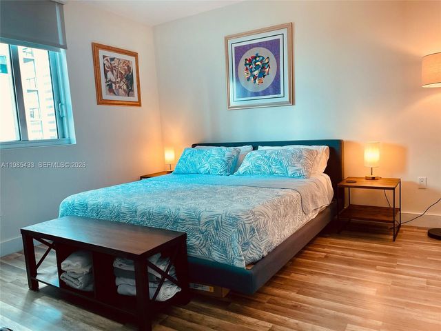 55 SE 6th St 1407, Miami, FL 33131