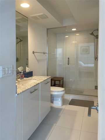 55 SE 6th St 1407, Miami, FL 33131