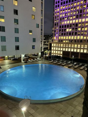 55 SE 6th St 1407, Miami, FL 33131