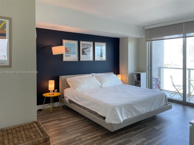 55 SE 6th St 1407, Miami, FL 33131