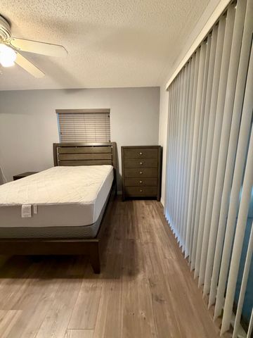 688 SAXONY O Way, Delray Beach, FL 33446