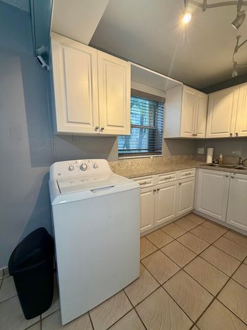 688 SAXONY O Way, Delray Beach, FL 33446