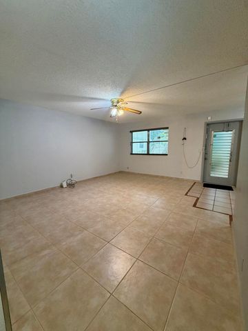 688 SAXONY O Way, Delray Beach, FL 33446