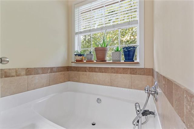 7527 Magnolia Lane, Murrayville, GA 30564