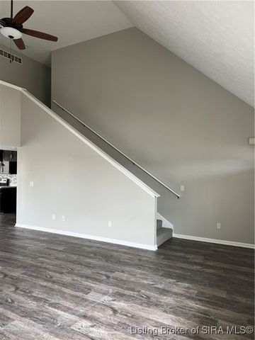 7201 Meyer Loop, Sellersburg, IN 47172